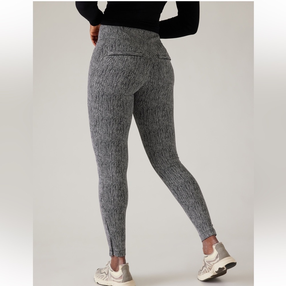 Athleta Delancey Skyline Textured Tight Black and White • NWT! - Picture 2 of 5